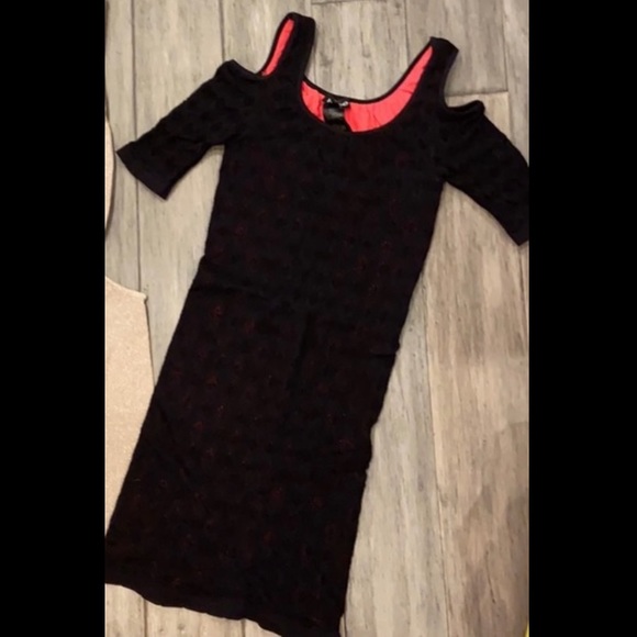2011 or earlier Black w pink M/L Bebe stretch Dress-worn once - Picture 1 of 8